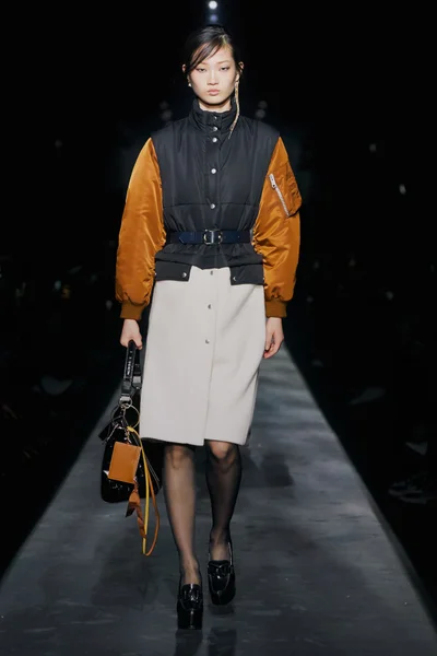 Look 39